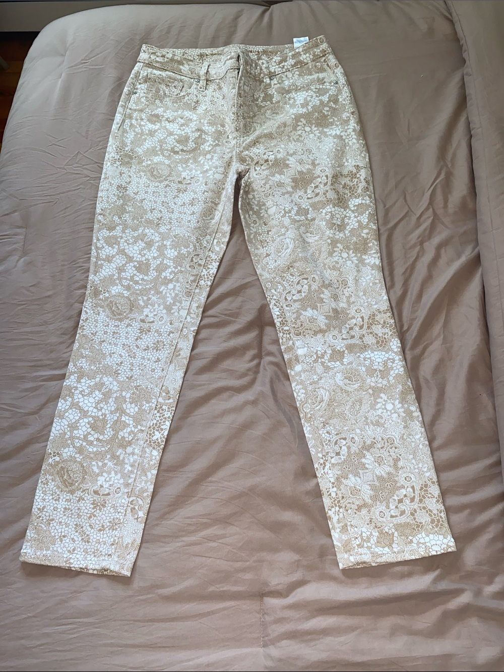 Chico's Beige and White Floral Cropped Girlfriend Jeans - Picture 2 of 6